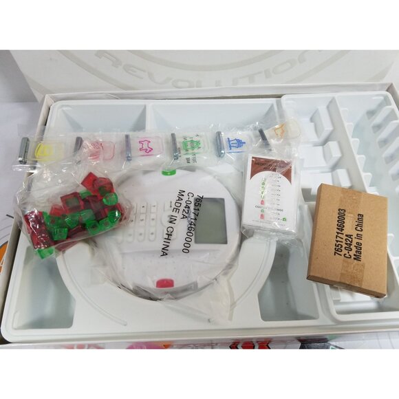 Monopoly Revolution Family Board Game Sounds & Music 2009 Complete UNPLAYED - Picture 5 of 10